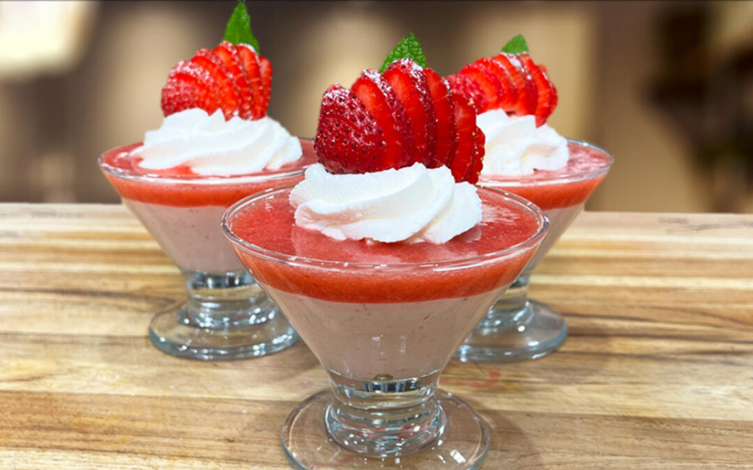 How to make Strawberry Mousse Recipe: Amazingly Delicious!