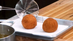 How to make Easy Arancini Recipe drain excess oil after deep frying